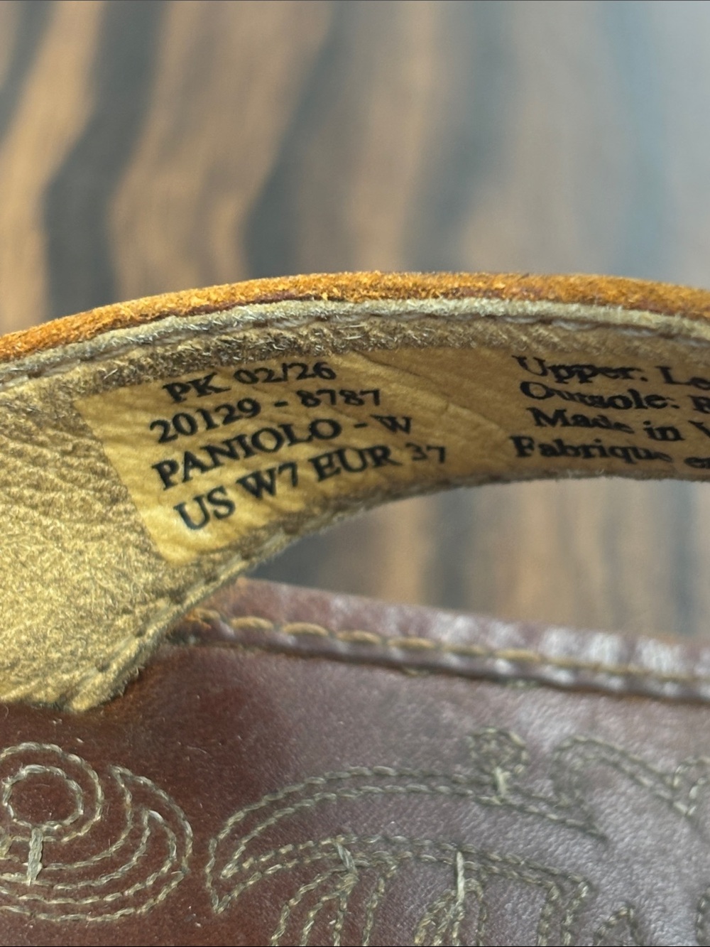 Olukai - Womens Paniolo Sandals, size 7  US womens, color brown. - Picture 5 of 5